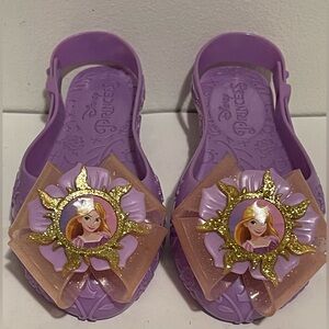 Disney Purple Girls' Rapunzel Jelly Sandals with Gold Accent